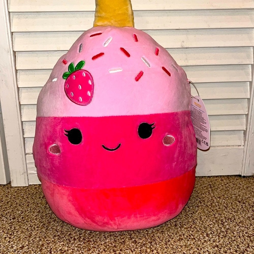 Brand new‎ Squishmallow Pama 12”